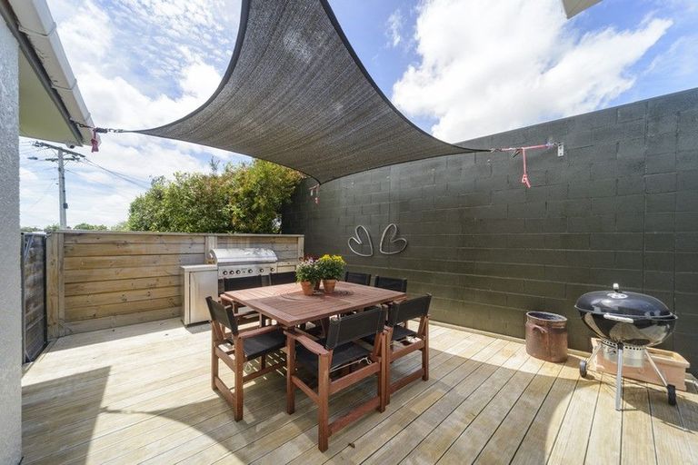 Photo of property in 5 Charles Street, Feilding, 4702