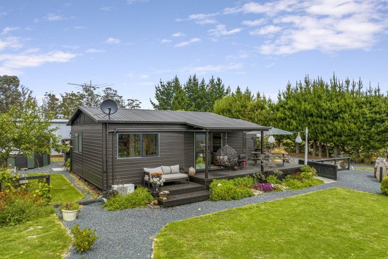 Photo of property in 114 Green Island Bush Road, Blackhead, Dunedin, 9076