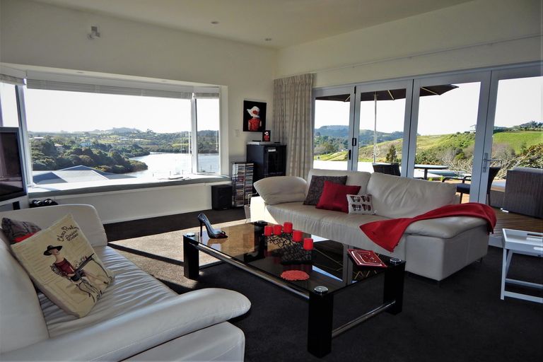 Photo of property in 36 Rarere Terrace, Kerikeri, 0230