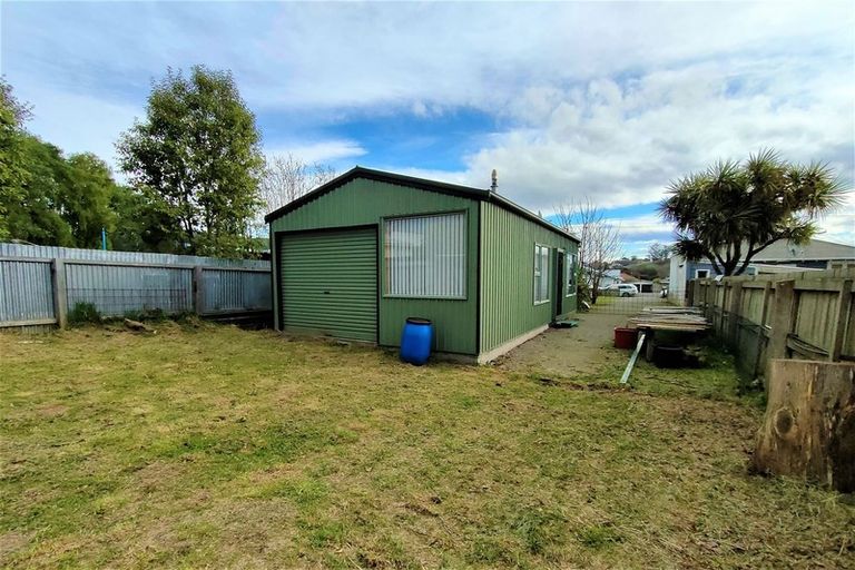 Photo of property in 7 Mersey Street, South Hill, Oamaru, 9400