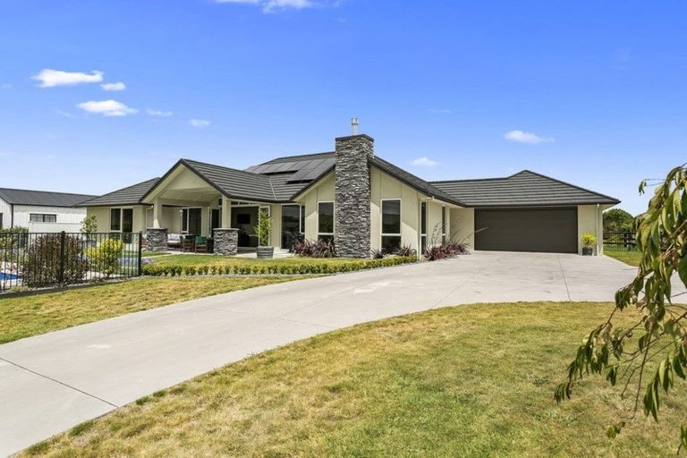 Photo of property in 13 Alan Livingston Drive, Cambridge, 3434