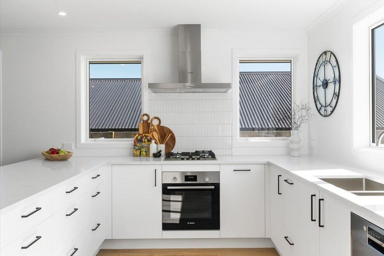 Photo of property in 32e Acacia Avenue, Kihikihi, Te Awamutu, 3800