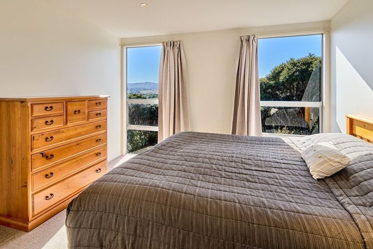 Photo of property in 53 Exploration Way, Whitby, Porirua, 5024