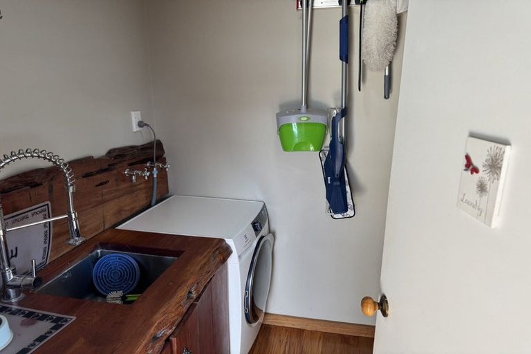 Photo of property in 212 Terrace Road, Parkvale, Hastings, 4122
