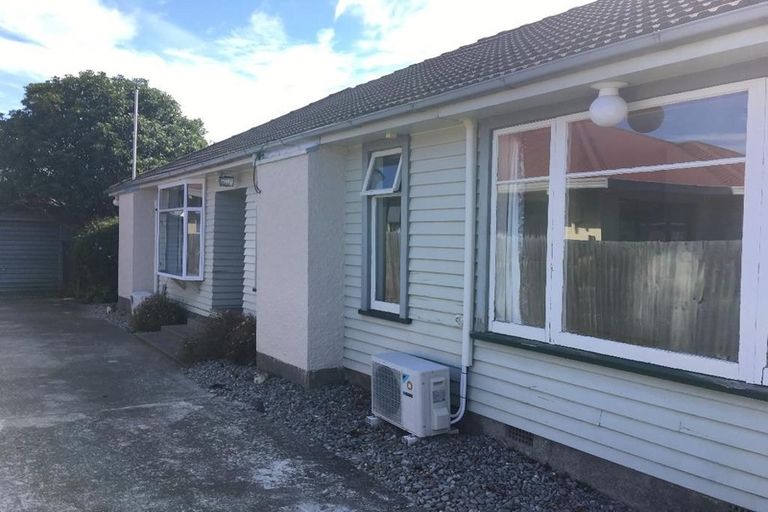 Photo of property in 111 Suva Street, Upper Riccarton, Christchurch, 8041