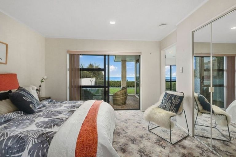 Photo of property in 18 Savoy Road, Orewa, 0931