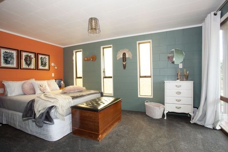 Photo of property in 121 Kimihia Road, Huntly, 3700