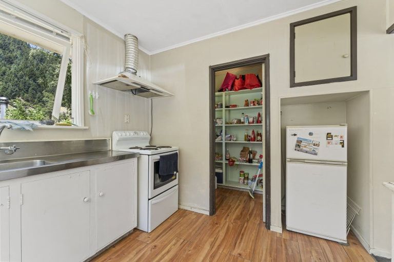 Photo of property in 22 Bowen Street, Queenstown, 9300