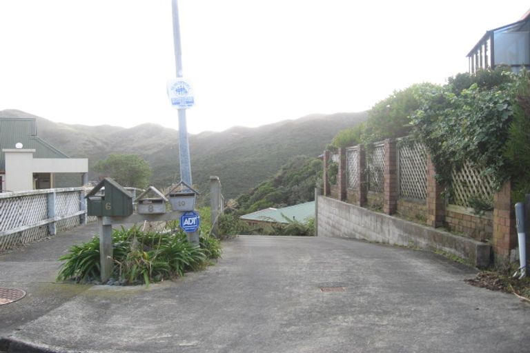 Photo of property in 10 Gavaskar Place, Khandallah, Wellington, 6035