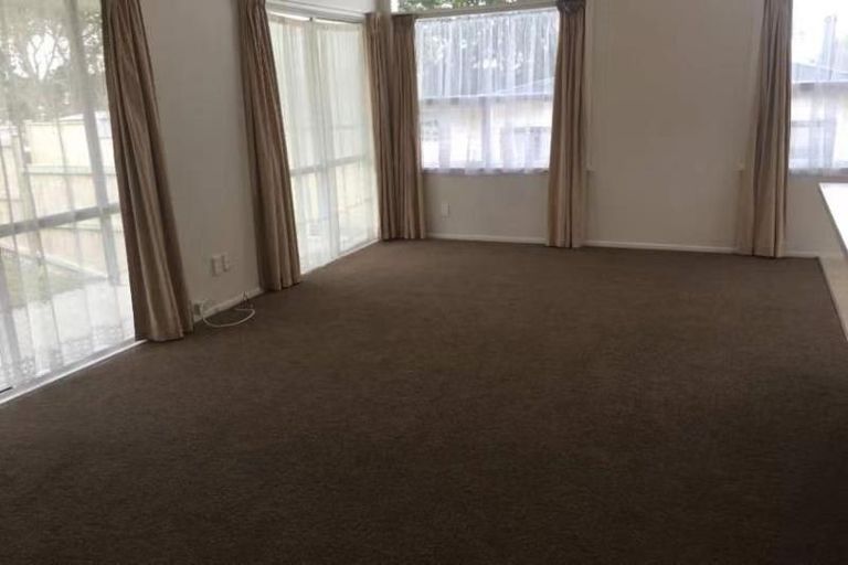 Photo of property in 51 Patons Road, Howick, Auckland, 2014