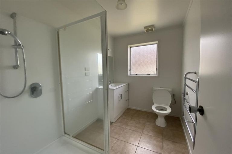 Photo of property in 3 The Crest, Sunnyhills, Auckland, 2010
