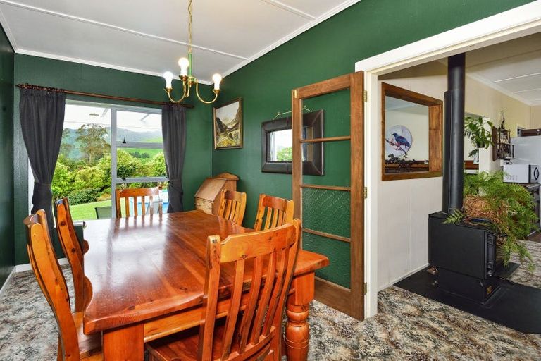 Photo of property in 18 King Street, Motu, Te Karaka, 4092