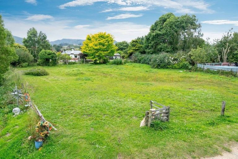 Photo of property in 8 Pitt Street, Waitati, 9085