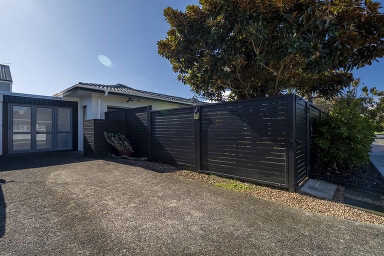 Photo of property in 2b The Circle, Manly, Whangaparaoa, 0930