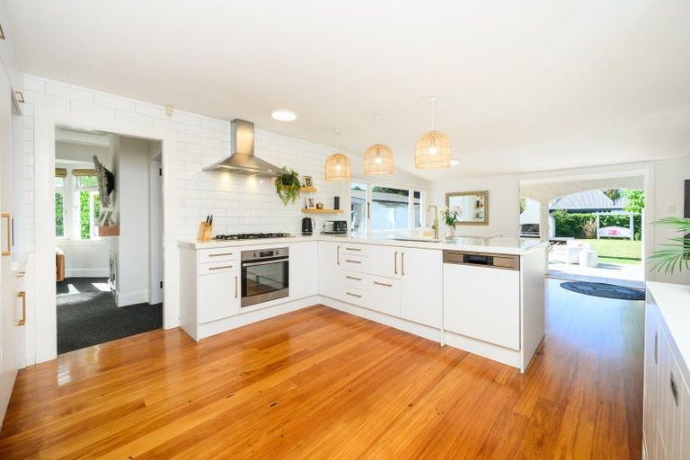 Photo of property in 10 Elmira Avenue, Hokowhitu, Palmerston North, 4410