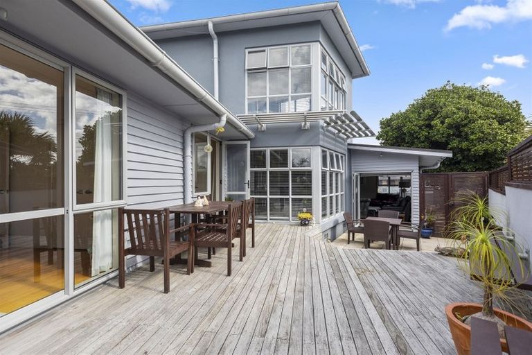Photo of property in 33 Links Avenue, Mount Maunganui, 3116