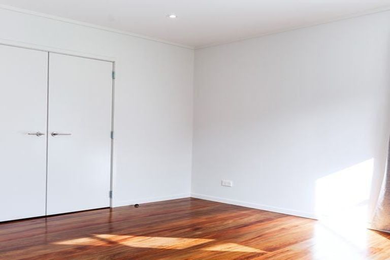 Photo of property in 1/17 Waipa Street, Birkenhead, Auckland, 0626