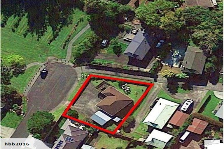 Photo of property in 3 Rapaki Place, Te Atatu Peninsula, Auckland, 0610