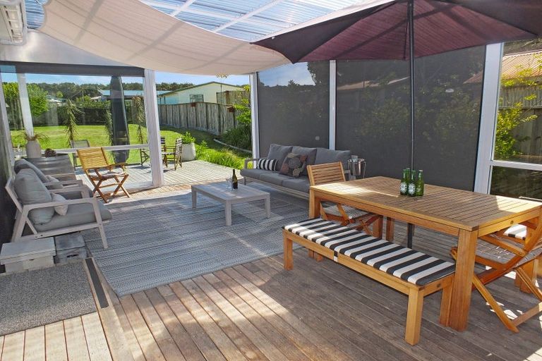 Photo of property in 3 Kent Terrace, Foxton Beach, Foxton, 4815