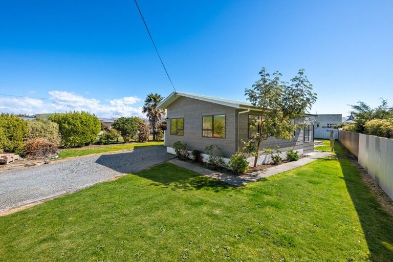 Photo of property in 14 Wakefield Street, Seddon, 7210