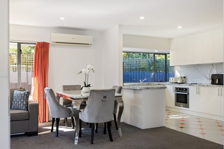 Photo of property in 2/252 Grahams Road, Bishopdale, Christchurch, 8053