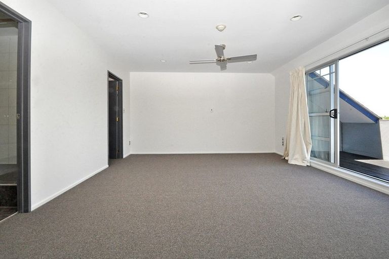 Photo of property in 7/2 Atarangi Road, Greenlane, Auckland, 1051