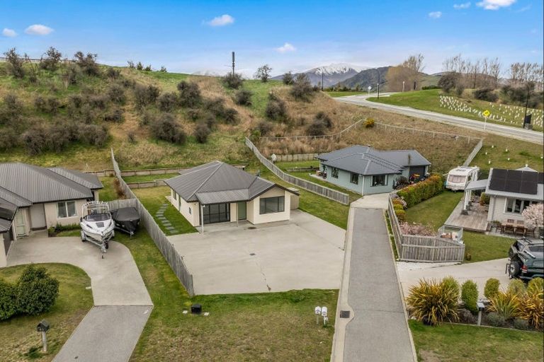 Photo of property in 43 Woodstock Road, Lower Shotover, Queenstown, 9304
