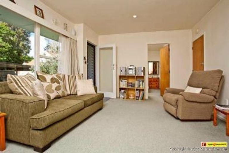 Photo of property in 4/70 Nile Road, Milford, Auckland, 0620