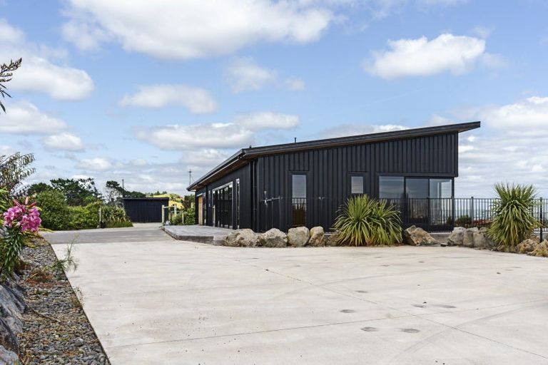 Photo of property in 574 Mokau Road, Mimi, Urenui, 4377