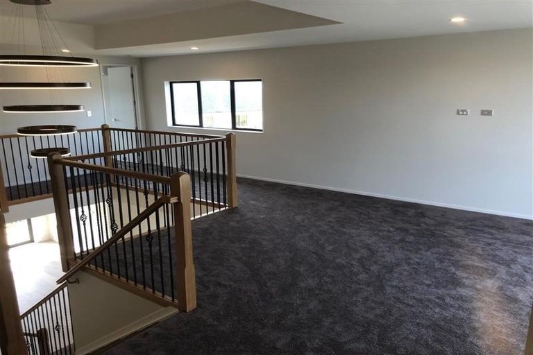 Photo of property in 243 West Hoe Heights, Orewa, 0931