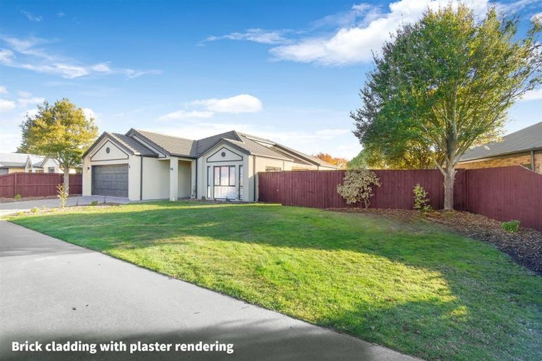 Photo of property in 65 Coolspring Way, Redwood, Christchurch, 8051