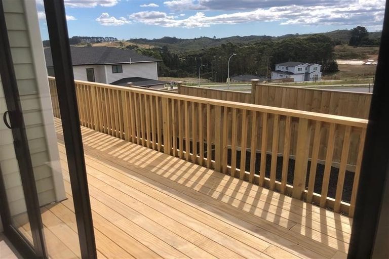 Photo of property in 243 West Hoe Heights, Orewa, 0931