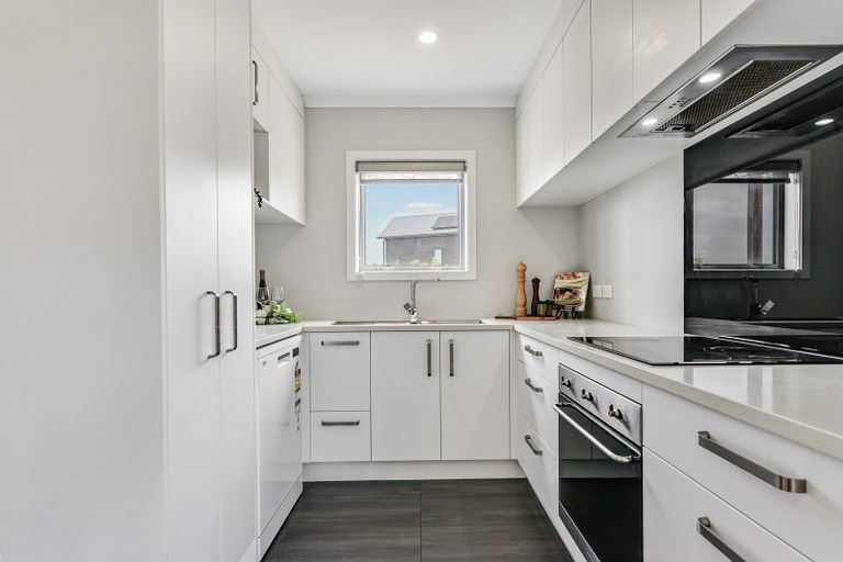 Photo of property in 10 Retallick Place, Flagstaff, Hamilton, 3210