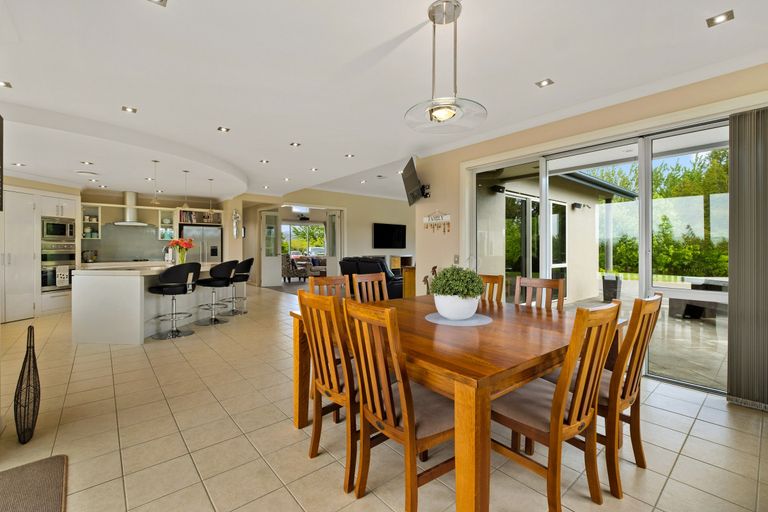 Photo of property in 60 Gilligans Gully Road, Alexandra, 9320