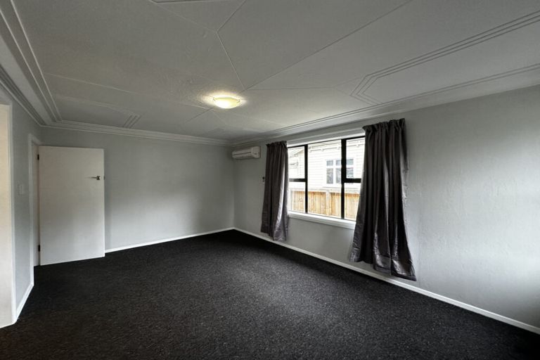 Photo of property in 10 Saint Albans Street, Bradford, Dunedin, 9011