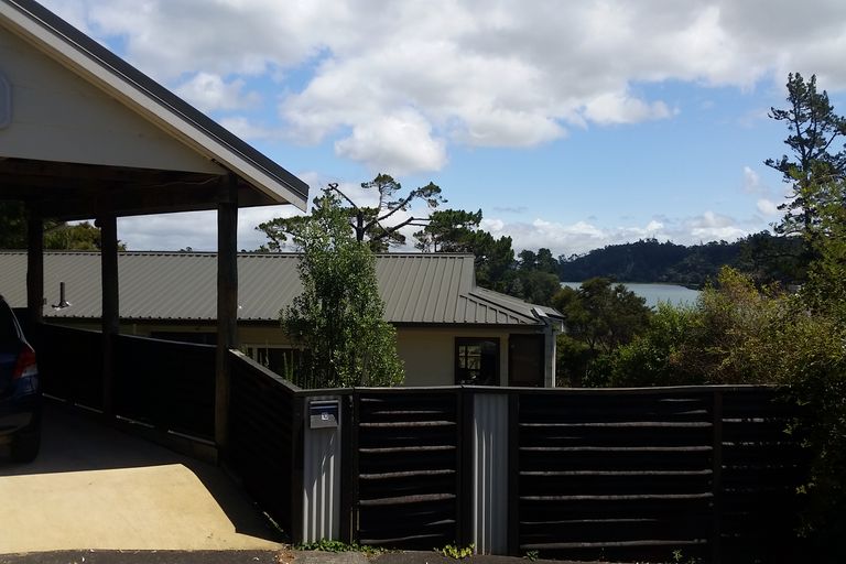Photo of property in 10 Standish Place, Bayview, Auckland, 0629