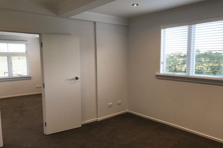 Photo of property in 46 Byron Avenue, Takapuna, Auckland, 0622