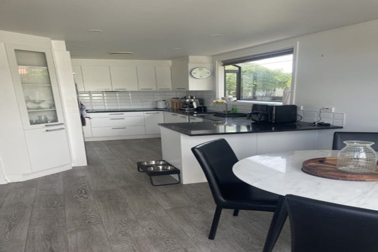 Photo of property in 3d Tireti Road, Titahi Bay, Porirua, 5022