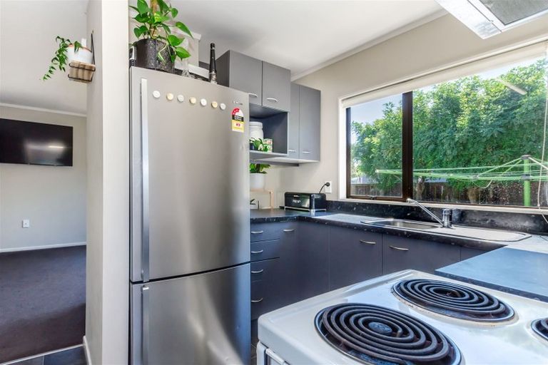 Photo of property in 12 Hookway Grove, Paraparaumu, 5032