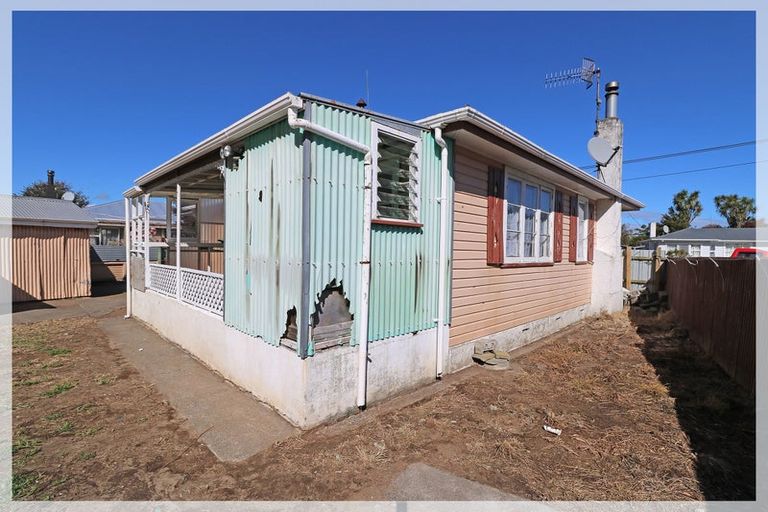 Photo of property in 3 Jenks Street, Foxton, 4814