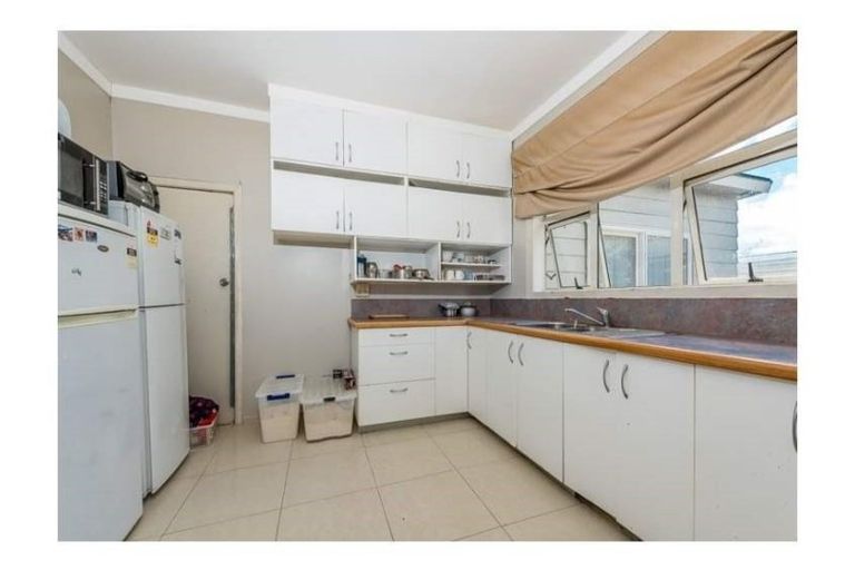 Photo of property in 2/182 Shirley Road, Papatoetoe, Auckland, 2025