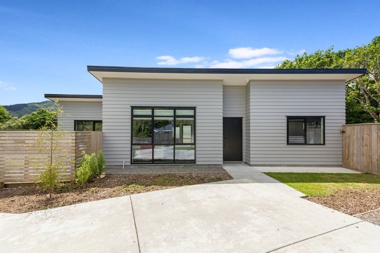 Photo of property in 88c Wellington Road, Wainuiomata, Lower Hutt, 5014