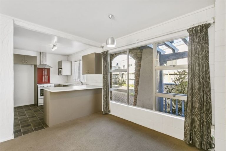 Photo of property in 3a Balmain Road, Birkenhead, Auckland, 0626