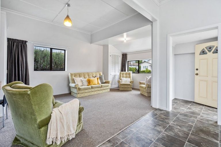 Photo of property in 3 North Street, Woodhill, Whangarei, 0110