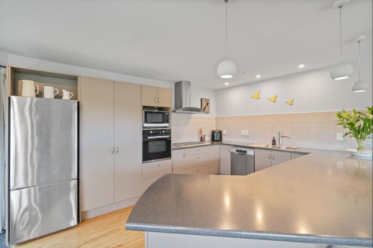 Photo of property in 14 Matisse Close, Rolleston, 7614