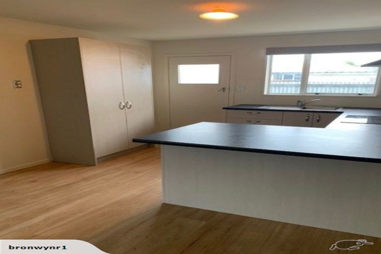 Photo of property in 2/12 Mortlake Street, Islington, Christchurch, 8042