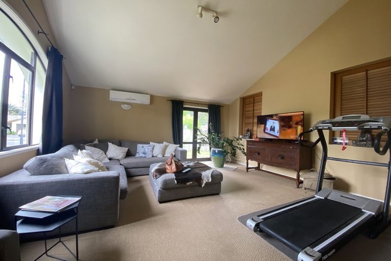 Photo of property in 16 Clemow's Lane, Albany, Auckland, 0632