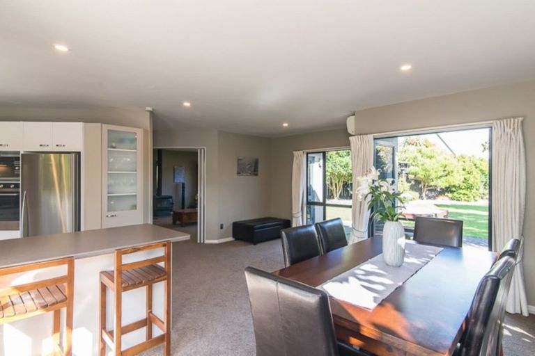 Photo of property in 4 Avion Terrace, Raumati Beach, Paraparaumu, 5032