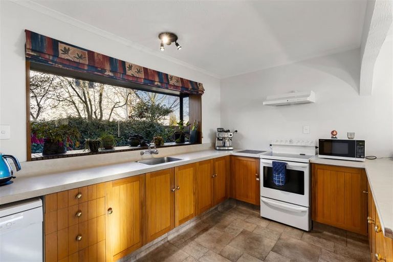 Photo of property in 25 Nyoli Street, Northcote, Christchurch, 8052