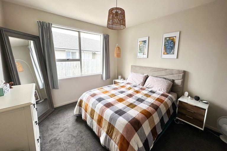 Photo of property in 2/3 Korora Street, Bromley, Christchurch, 8062